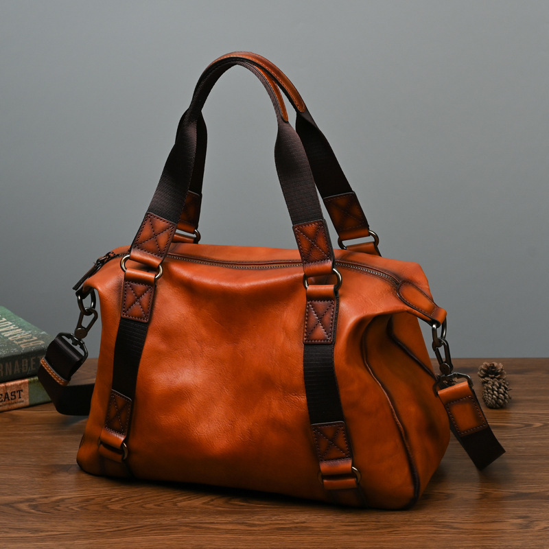Luxury Bags Laptop - ﻿ ファッション高級メンズハンドバッグリアルレザー男性ショルダークロスボディバッグラップトップバッグトラベバッグメッセンジャートートパック女性バッグ