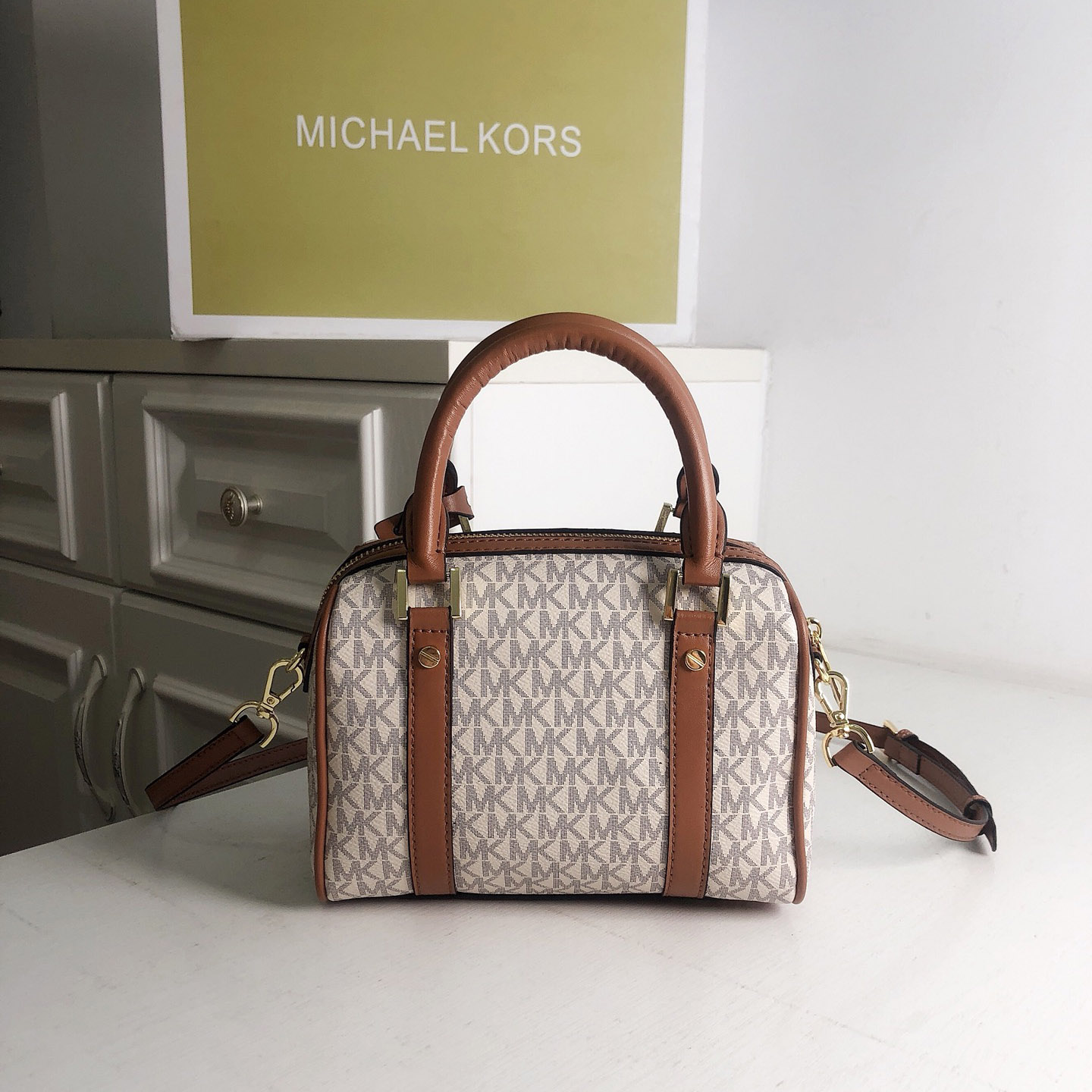 新しいマイケルコース女性高級デザインハンドバッグ高品質レジャ - Luxury Bags Designer のレビューと価格