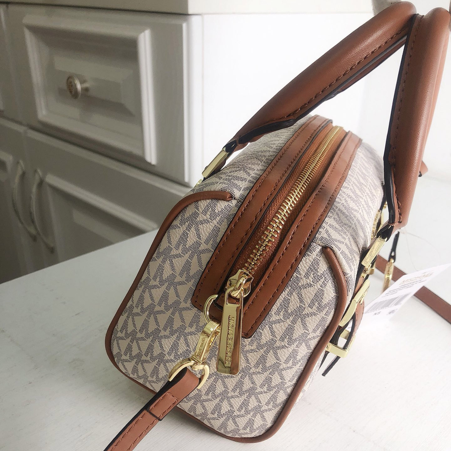 新しいマイケルコース女性高級デザインハンドバッグ高品質レジャ - Luxury Bags Designer のレビューと価格