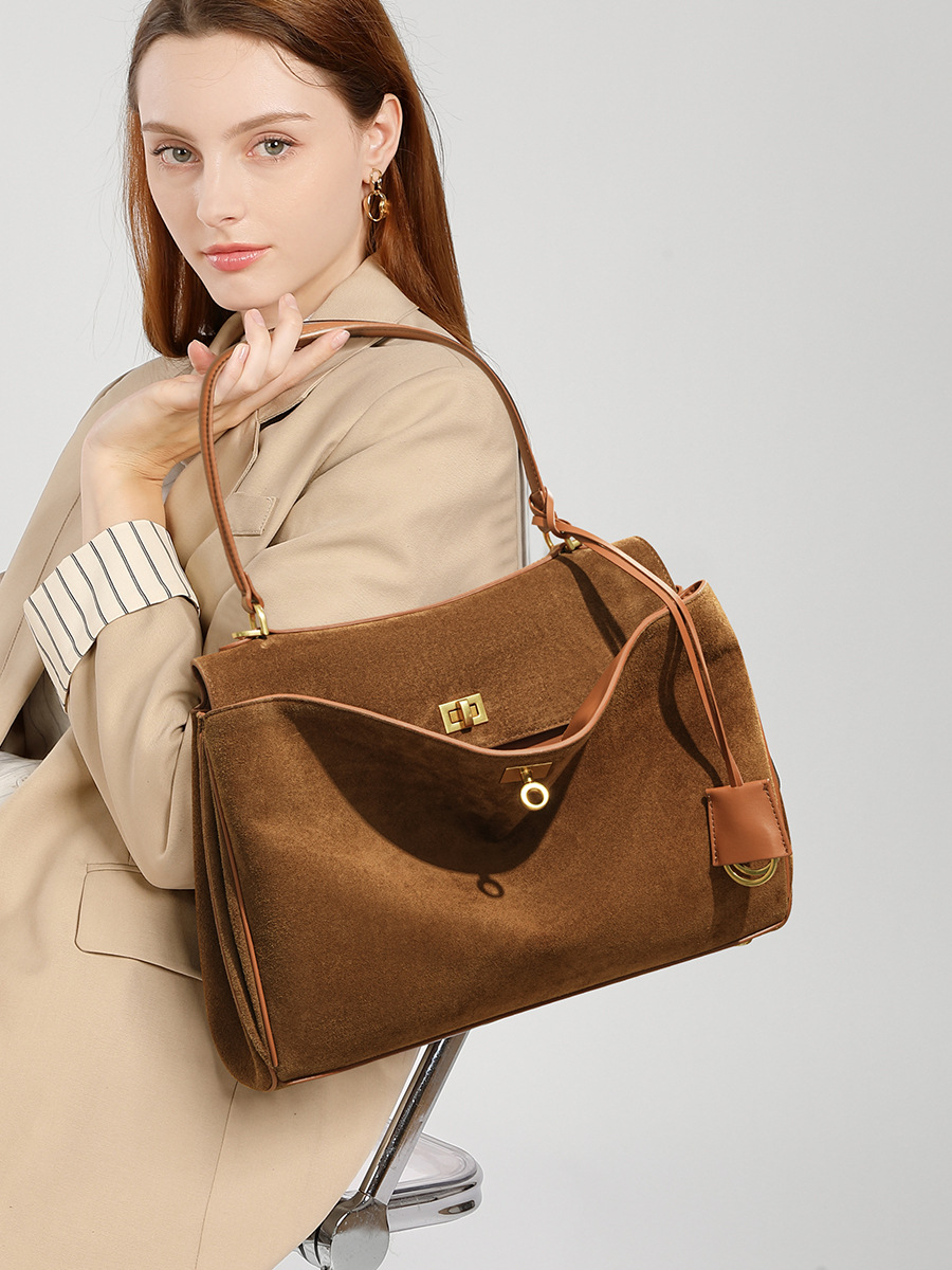 秋冬女性のスエード本革バッグショルダーハンドバッグ大容量シン - Luxury Bags Supplier のレビューと価格