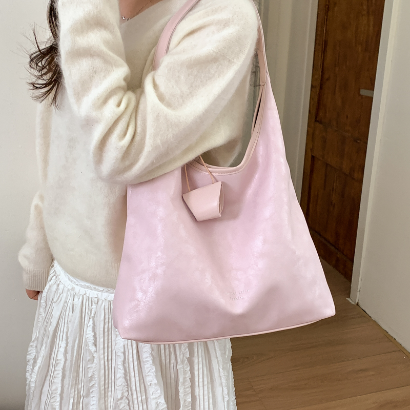 女性用フェイクレザーホーボーバッグ静かな高級感ミニマリストの - Luxury Bags Quiet のレビューと価格