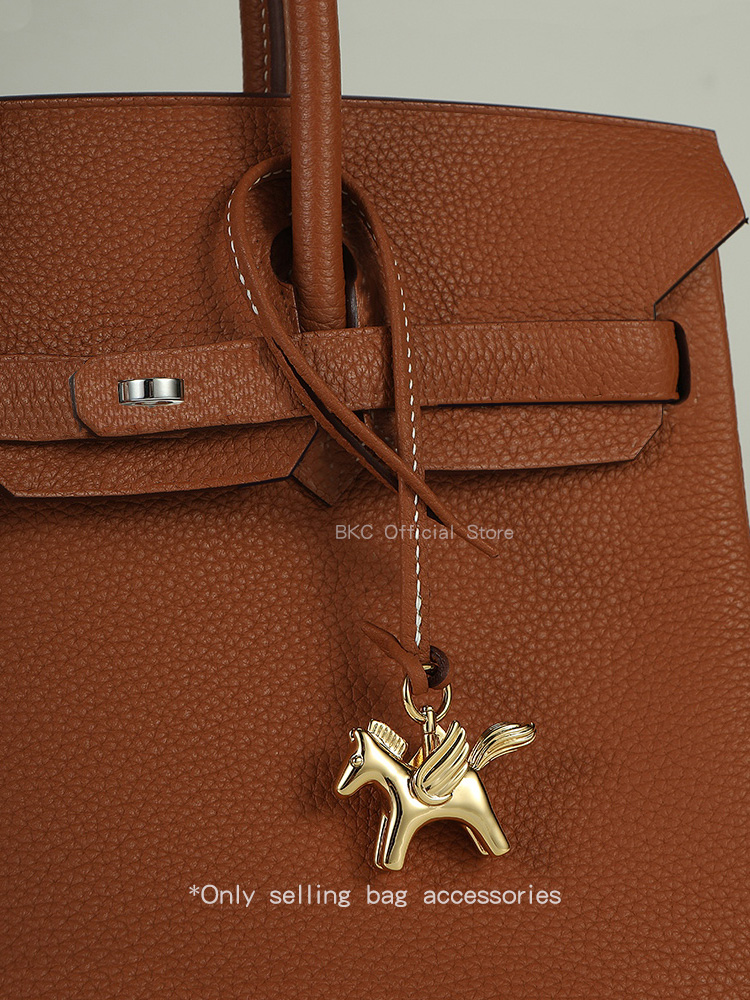 高級真鍮製ペガサスバッグチャーム、エルメス・バーキン・ケリー - Luxury Bags Hermes のレビューと価格