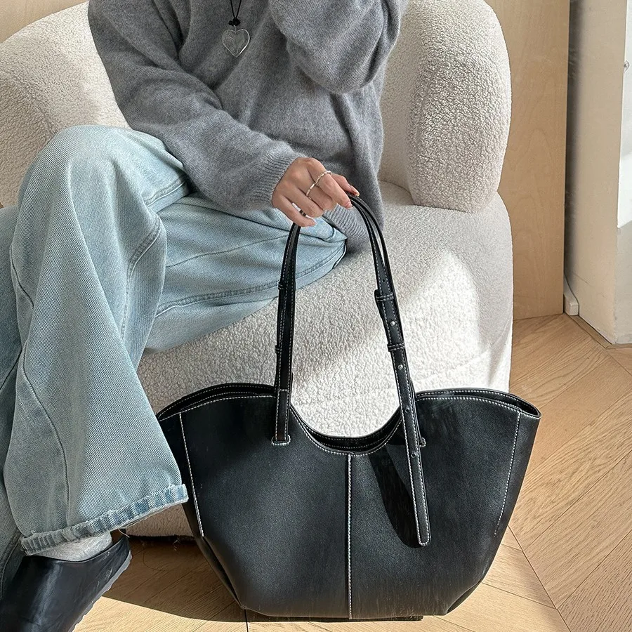 大容量の女性用ハンドバッグ,PUレザーのポータブルショッピン - Luxury Bags Supplier のレビューと価格