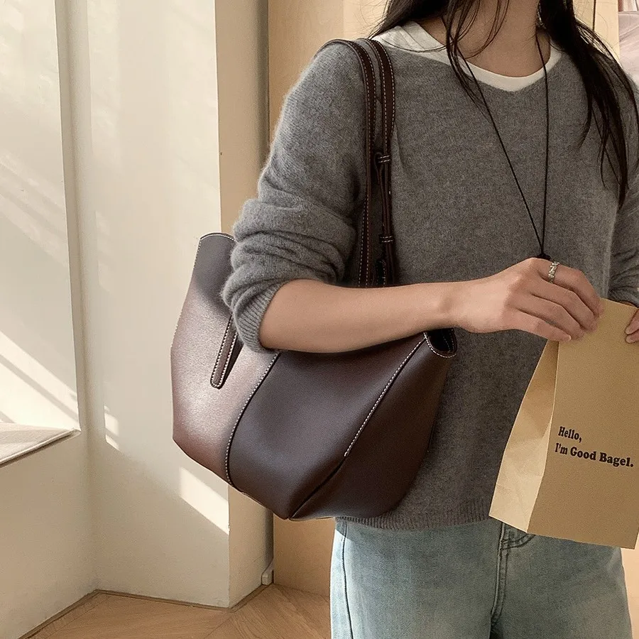 大容量の女性用ハンドバッグ,PUレザーのポータブルショッピン - Luxury Bags Supplier のレビューと価格